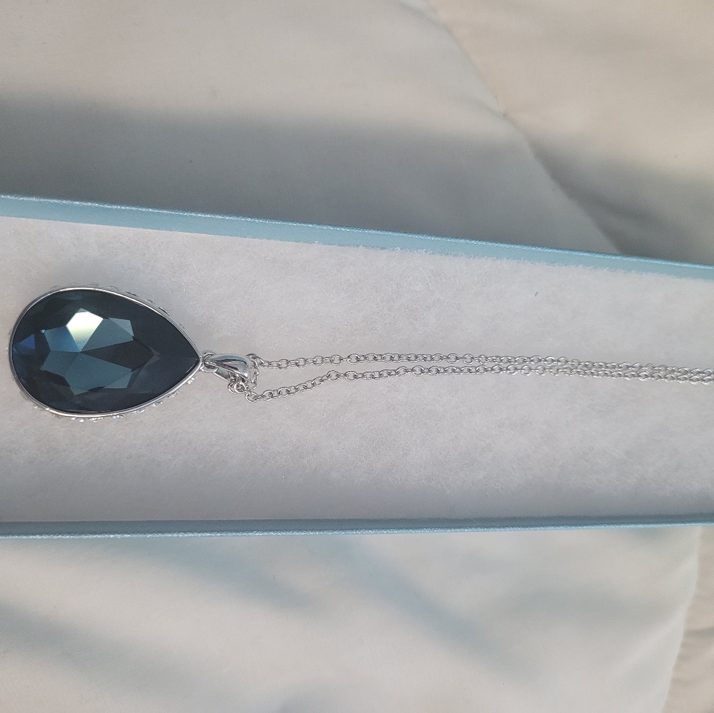 Touchstone Crystal by Swarovski Crystal  Stunning blue teardrop pendent necklace